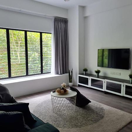 4-7 Pax Genting View Resort Kempas Residence -Free Wifi, Netflix And Free Parking 겐팅 하일랜드 외부 사진