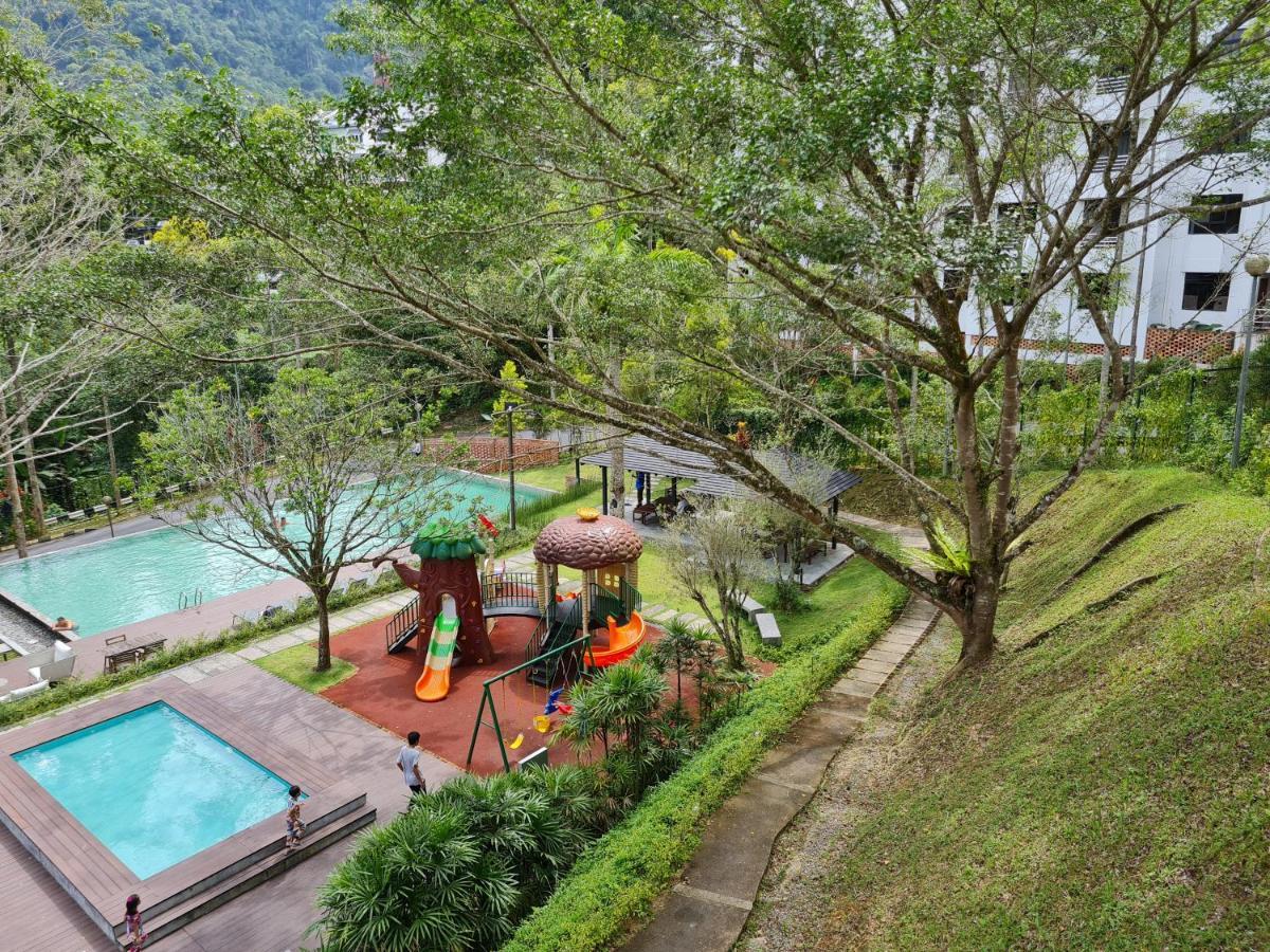 4-7 Pax Genting View Resort Kempas Residence -Free Wifi, Netflix And Free Parking 겐팅 하일랜드 외부 사진