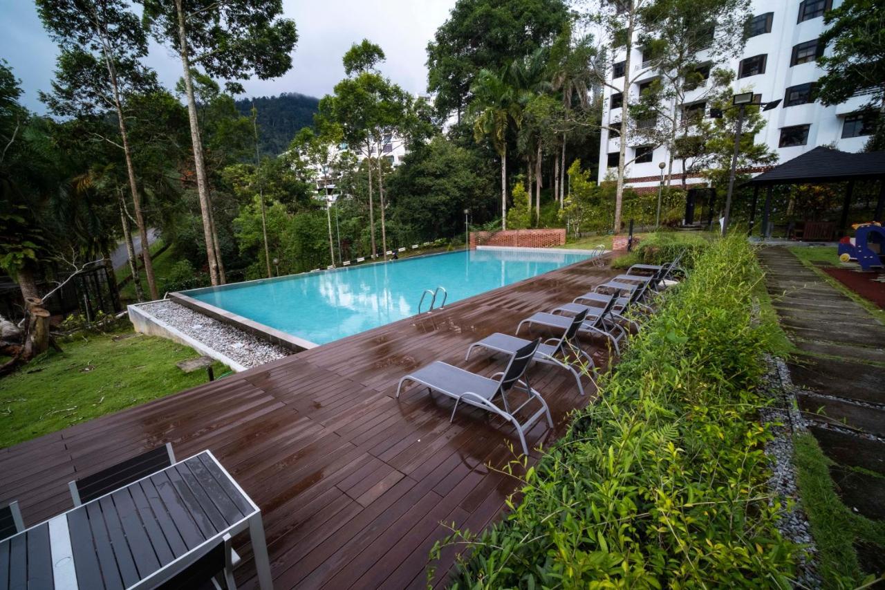 4-7 Pax Genting View Resort Kempas Residence -Free Wifi, Netflix And Free Parking 겐팅 하일랜드 외부 사진